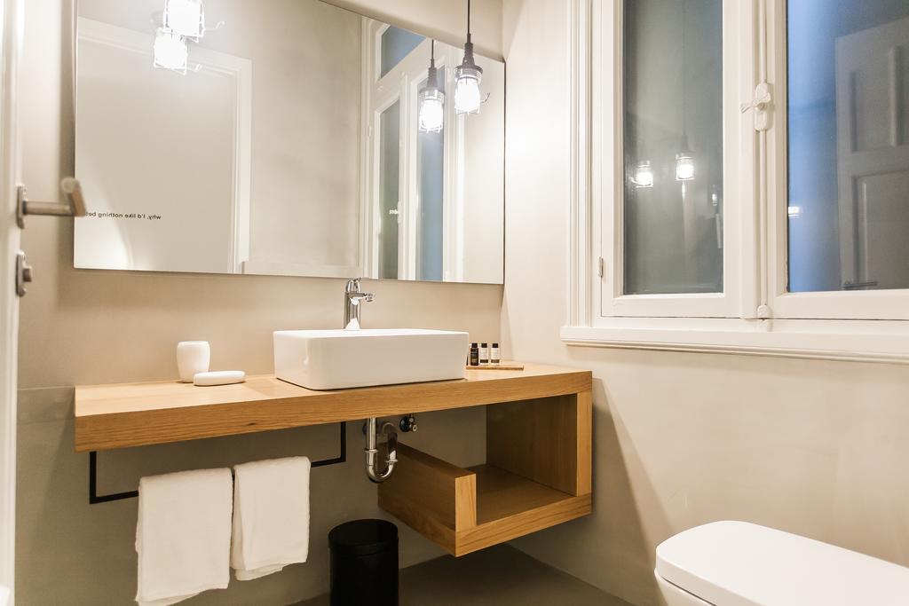 Monk Suites By Mlt At Ermou Atenas Exterior foto