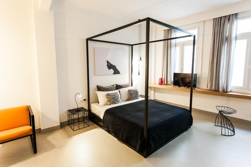 Monk Suites By Mlt At Ermou Atenas Exterior foto